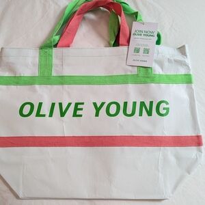 NWT Rare Seoul Olive Young Reusable Tote Bag With Zipper
